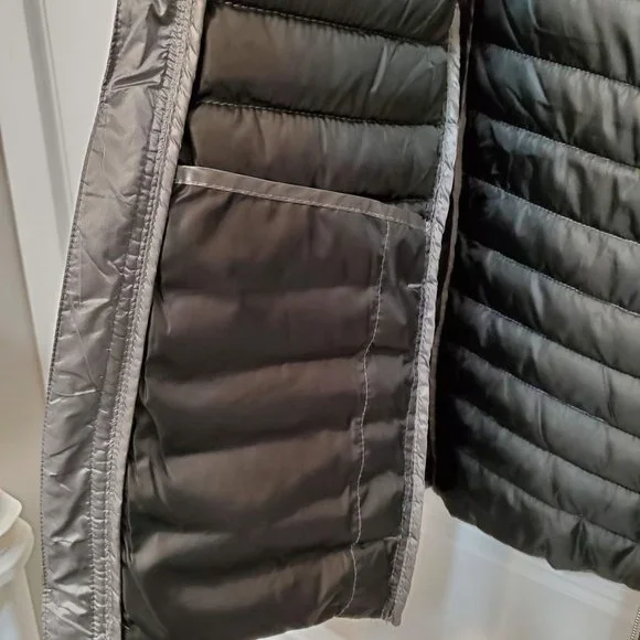 Esmara Silver Metallic Puffer Jacket with Hood, Women's size M - Picture 8 of 9